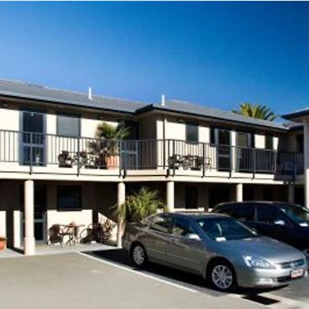 Blenheim Palms Motel Exterior foto