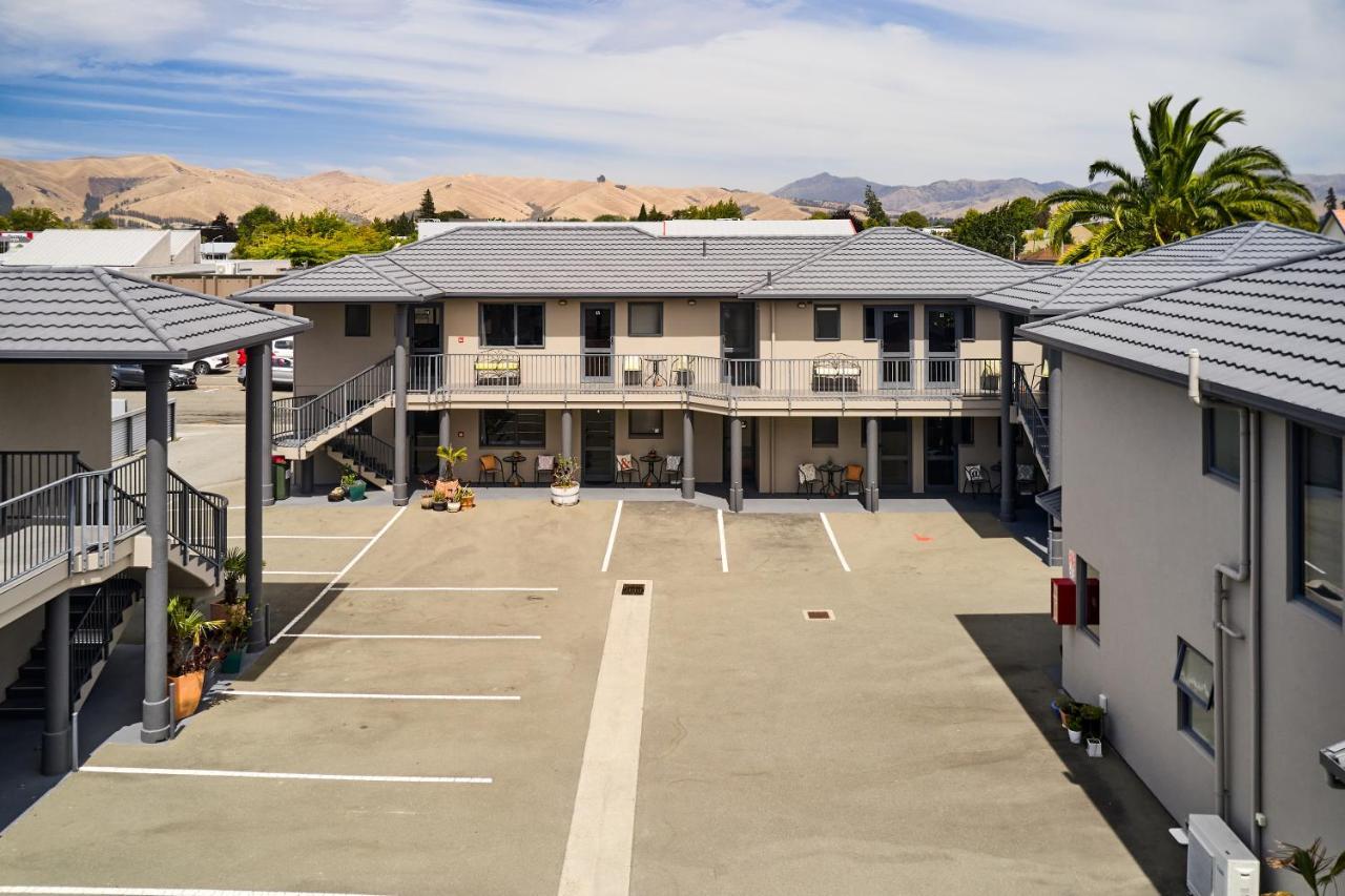 Blenheim Palms Motel Exterior foto