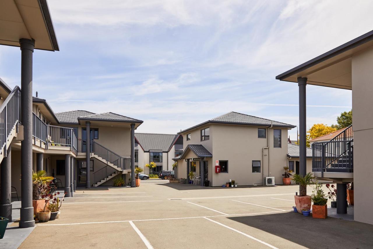 Blenheim Palms Motel Exterior foto